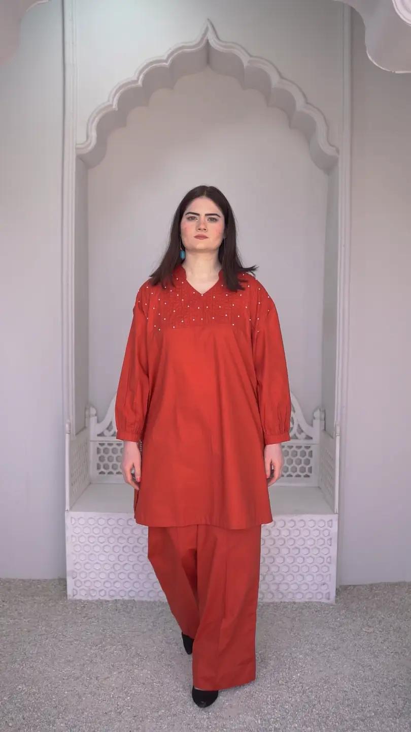Meena by SAMNA, in motion